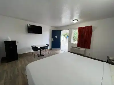 Motel 6 Orange, CA - Anaheim - 20