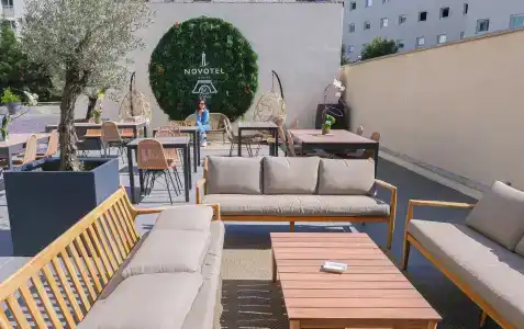 Novotel Suites Paris Montreuil Vincennes - 10