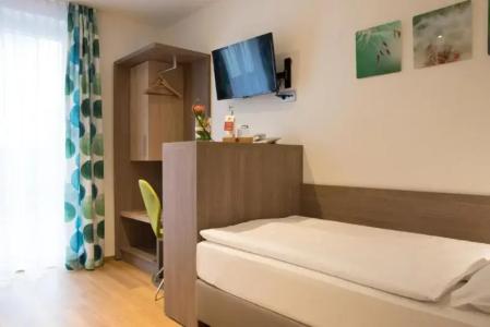 UNO Wolfsburg Sandkamp - 7