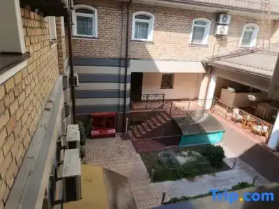 Arien Plaza - 50