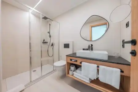 Hotel - 65