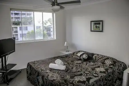 Surfers Beach Holiday Apartments - 61