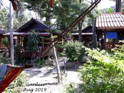 Smile Beach Resort - 11