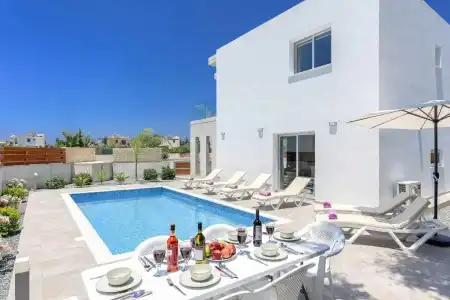 Villa Coralia Gardens 1km From Coral Bay Beach - 33