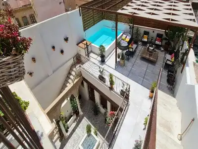 Murallas de Jayran Boutique - 28