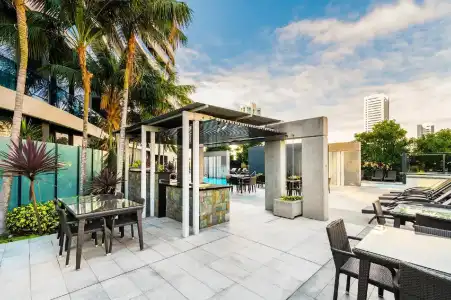 Peppers Broadbeach - 40