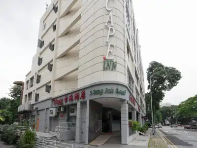 New Cape Inn - 38
