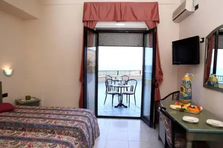 Za' Maria - 48