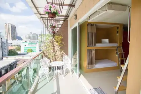 D Box Hostel - 21