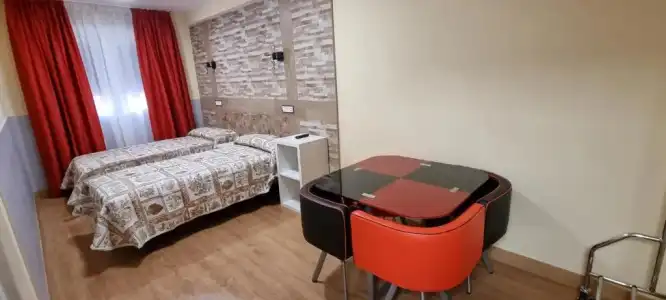 Hostal Los Gavilanes 2 - 86