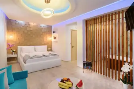 Diamond Luxury Suites - 47