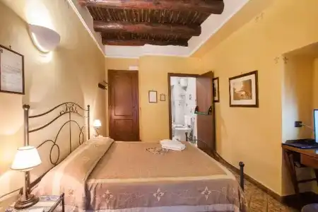 Alloggio dei Vassalli, In the Heart of the Historic Center - 37