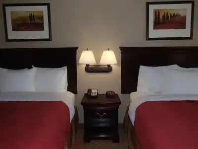 Comfort Inn & Suites Galveston Central Island near Pier - 33