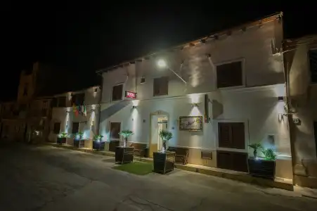Aliai - 0