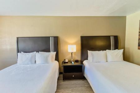 The Oakhurst Inn at Yosemite - 6