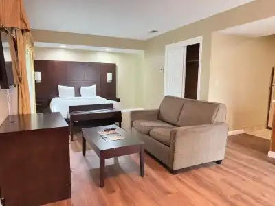 Hawthorn Extended Stay by Wyndham Wichita - 74
