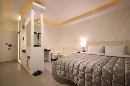 K Motel - 2