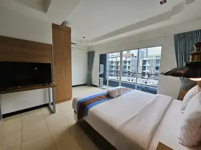 The Base Pattaya Horizon Inn - 16