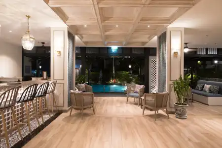 Sawaddi Patong Resort & Spa by Tolani - 8