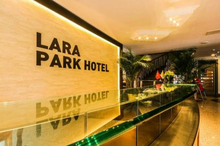 Lara Park - 28