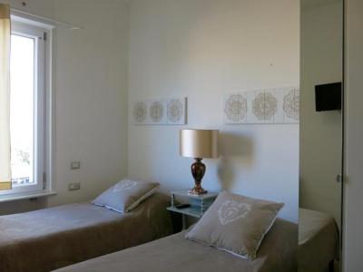 Guest House Maison 6 - 12