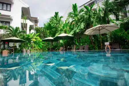 East West Villa - 15