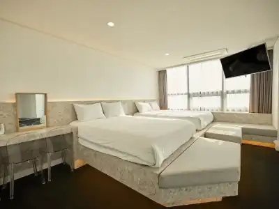 UH Suite The Haendae - 75