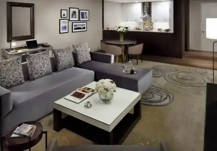 Marriott Executive Apartments Downtown Abu Dhabi - 5