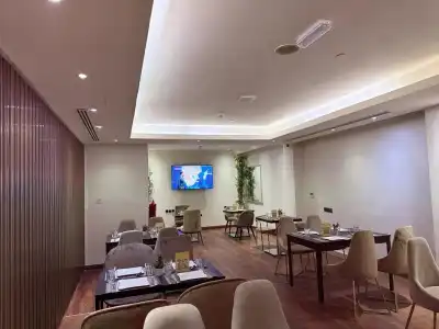 Ivory Inn Doha - 12