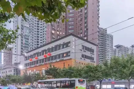 JI (Shanghai Zhenping Road Subway Station) - 5
