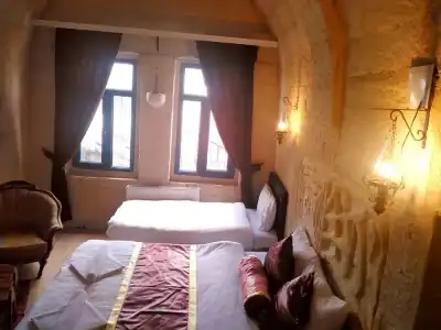 Stone Age Mansion - 77