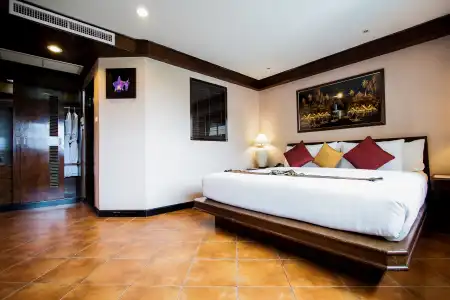 Karon Sea Sands Resort - 5