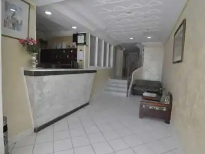 Hôtel Les Palmes d'Or - 1