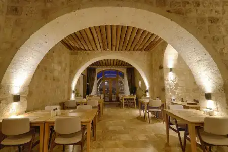 Solem Cave Suites - 7