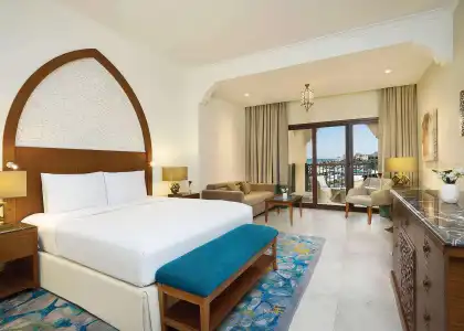 DoubleTree by Hilton Resort & Spa Marjan Island - 3