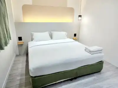 SEATEL Phuket Patong Beach - 16
