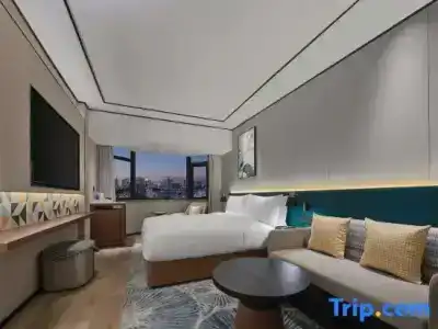 Hilton Garden Inn West Lake - 71