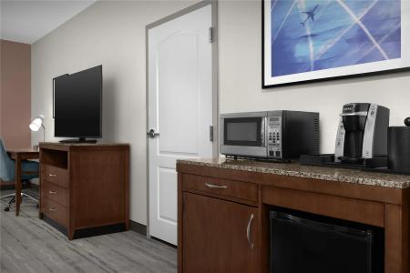 Hilton Garden Inn Greensboro Airport - 59