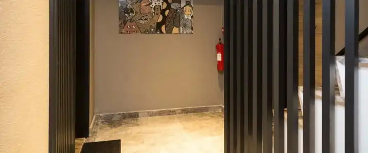 Z-Suites - 12