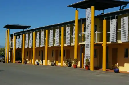 Greens Motel - 0