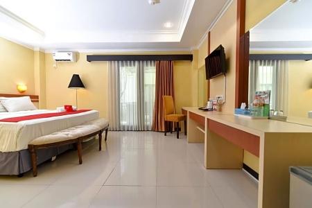 RedDoorz Plus near Mall Bali Galeria 2 (ex. Sylvia Bali Suite Residence) - 32