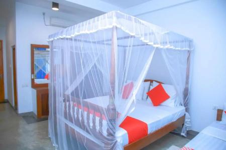 OYO 388 Surf Sea Breeze - 51
