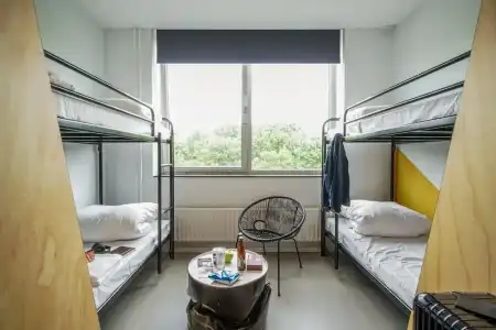Via Suites - 18