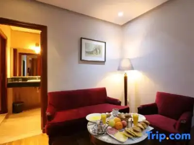 Hôtel Les Saisons - 81