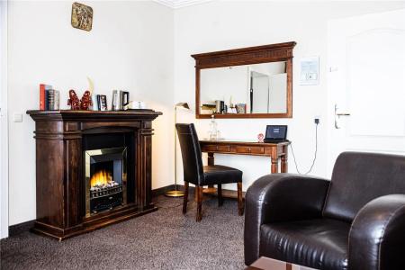 Best Western SeeFrankenhorst - 150