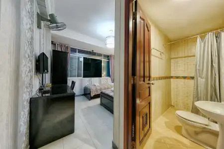 Nguyen Khang - 7