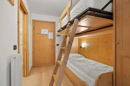 ApartPrincess - 73