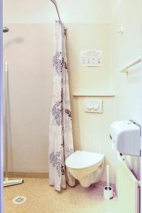 Brunnholl Country Guesthouse - 9
