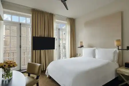 The Mercer - 47