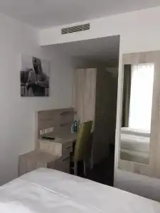 NOVINA Sleep Inn Herzogenaurach - 13